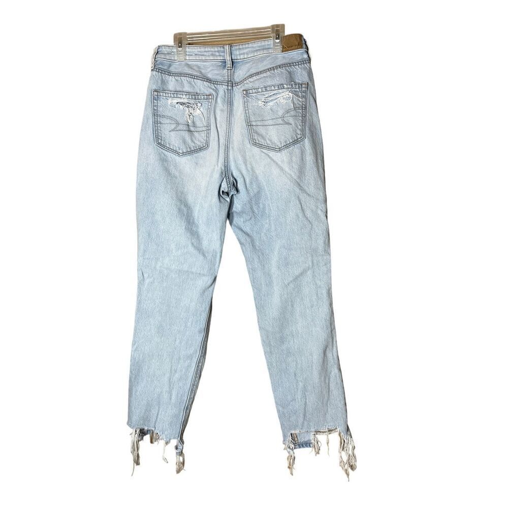 American Eagle Comfort Stretch Waistband Ripped Mom Jeans Light Wash Size 4 - Picture 7 of 10